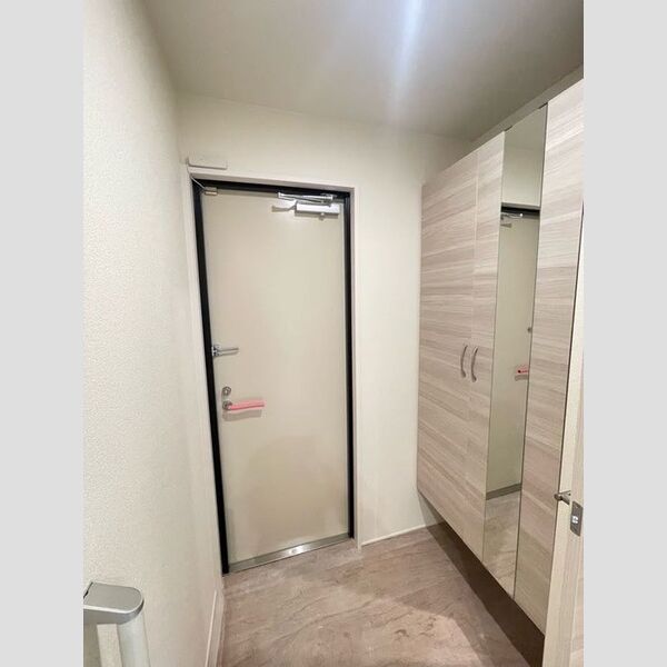 玄関 (玄関)