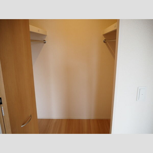 収納 (ウォークインクローゼット)