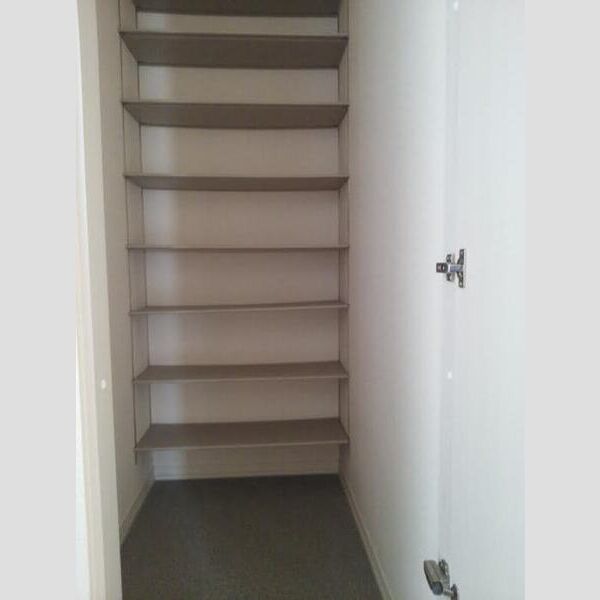 玄関 (シューズボックス)