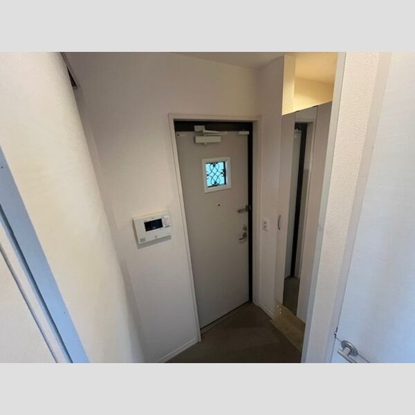 玄関 (玄関)