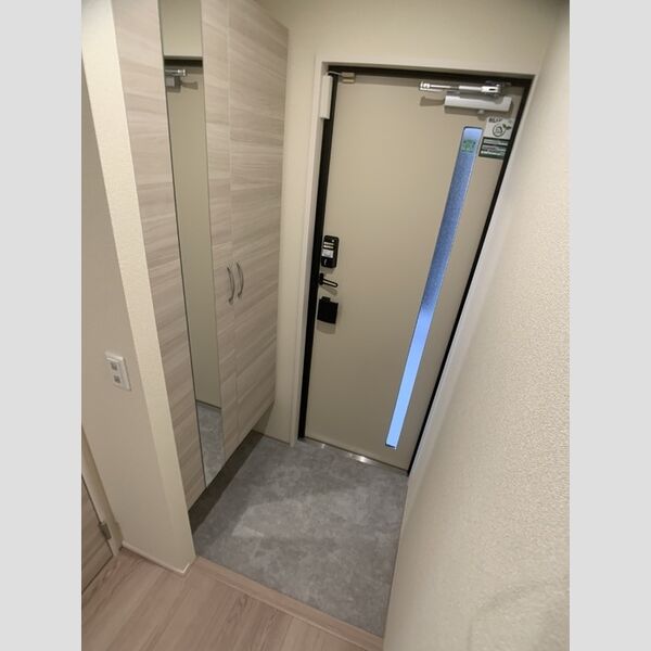 玄関 (玄関)