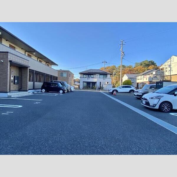 駐車場 (駐車場)