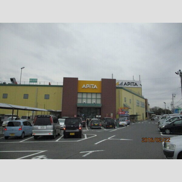 現地周辺 (ショピングセンター)