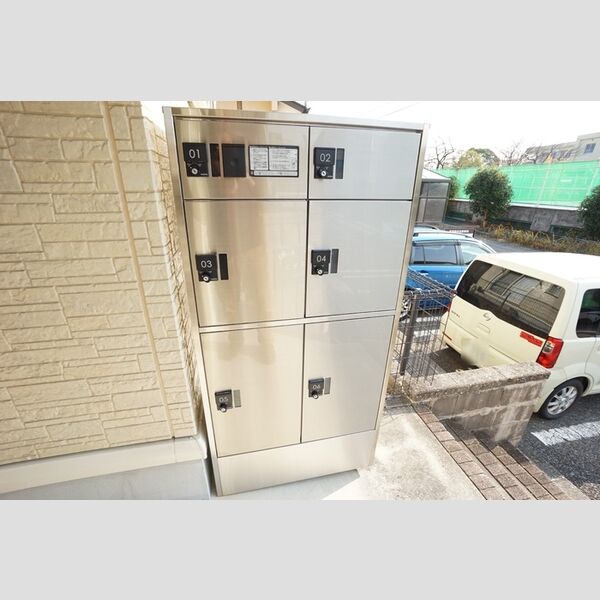 現地周辺 (宅配ボックス)