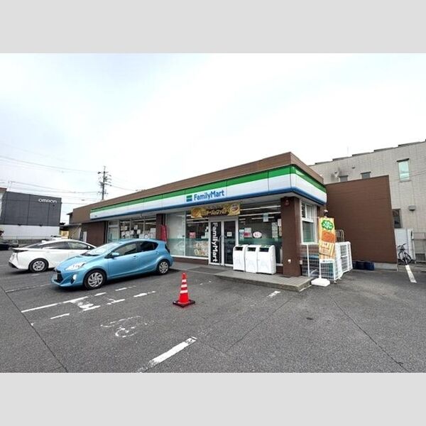 現地周辺 (ファミリーマート刈谷西店(413m))