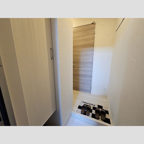 玄関 (玄関)