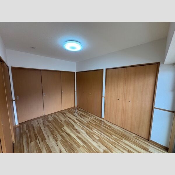 その他 (洋室(バルコニー側5.5帖))