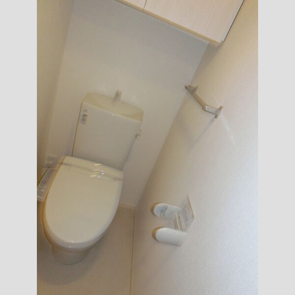 トイレ (温水洗浄便座)