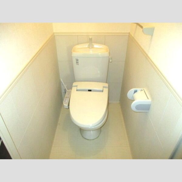 トイレ (トイレ温水洗浄暖房便座)