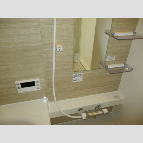 バス (浴室)
