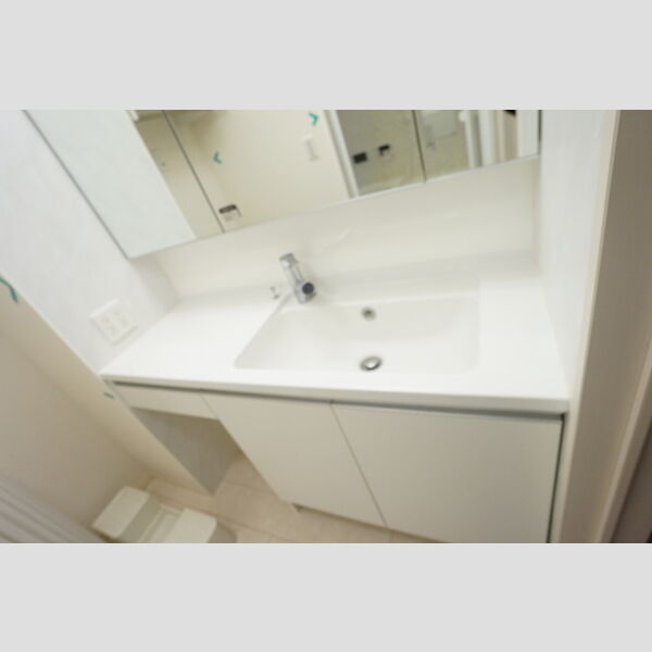 洗面所 (洗髪洗面化粧台)