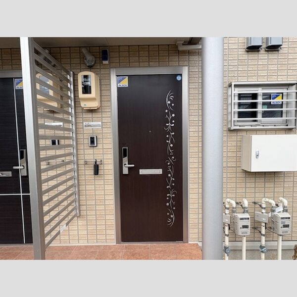 玄関 (玄関)