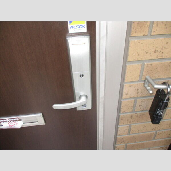 玄関 (カードキー)