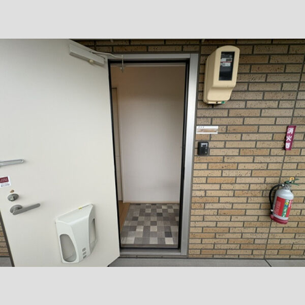玄関 (玄関)