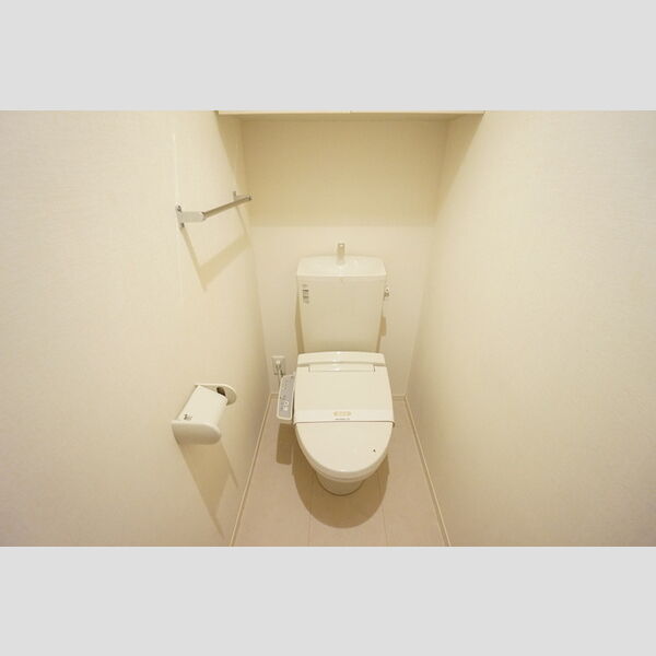 トイレ (トイレ温水洗浄暖房便座)