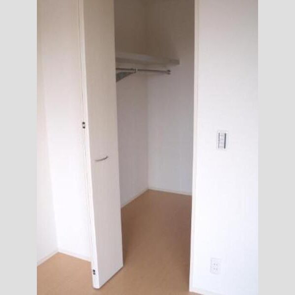 収納 (101 ウォークインクローゼット)