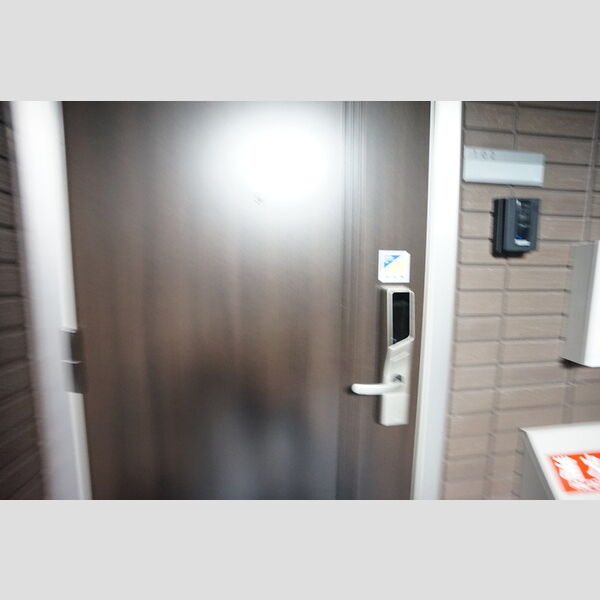 玄関 (カードキー)