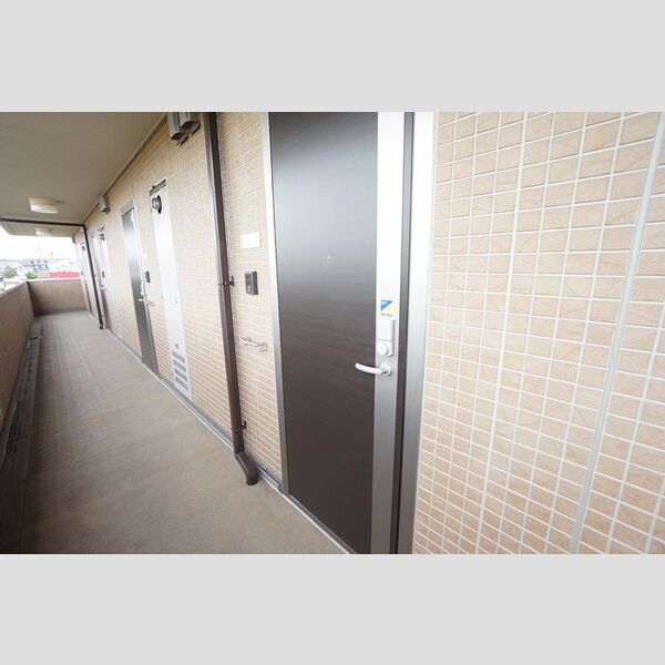 玄関 (カードキー)