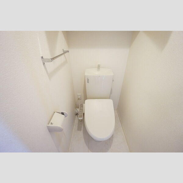 トイレ (トイレ温水洗浄暖房便座)