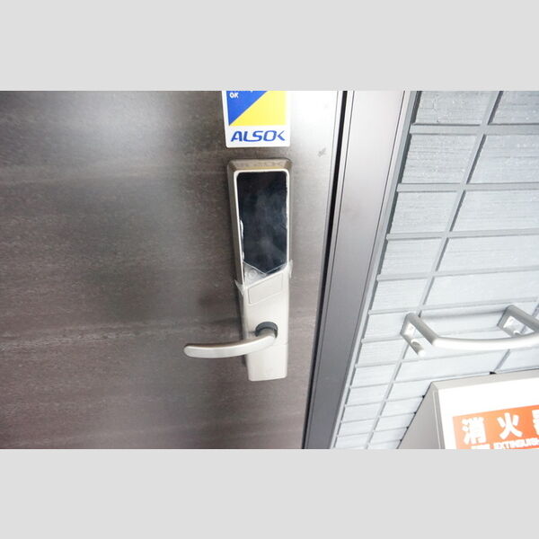 玄関 (カードキー)