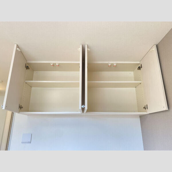 その他 (収納棚)