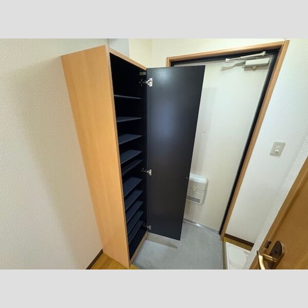 玄関 (シューズボックス)