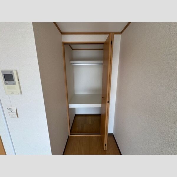 収納 (クローゼット)