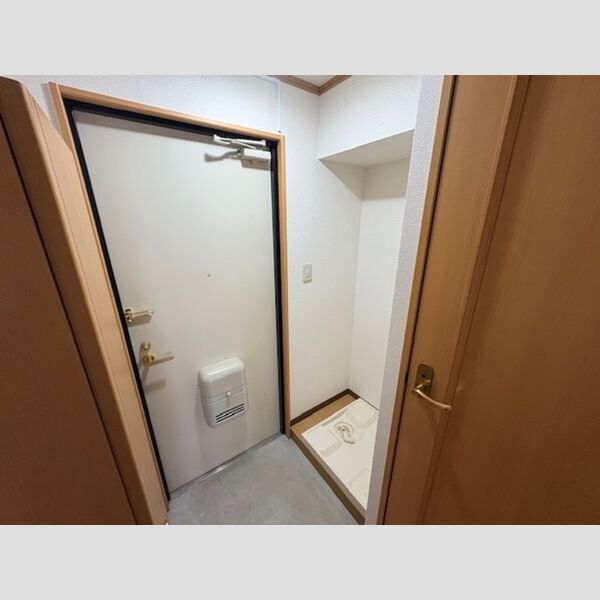 その他設備 (室内洗濯機置き場)