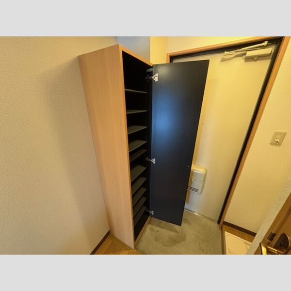 玄関 (シューズボックス)