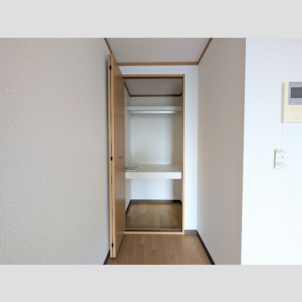 収納 (クローゼット)