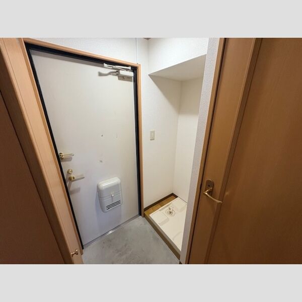 その他設備 (室内洗濯機置き場)