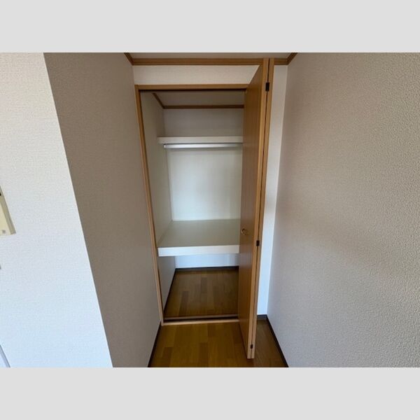 収納 (クローゼット)