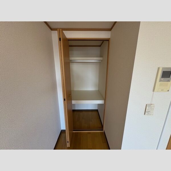 収納 (クローゼット)