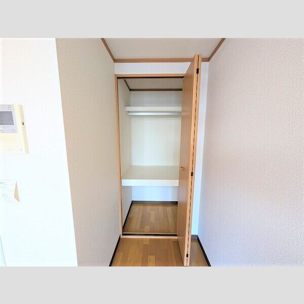 収納 (クローゼット)