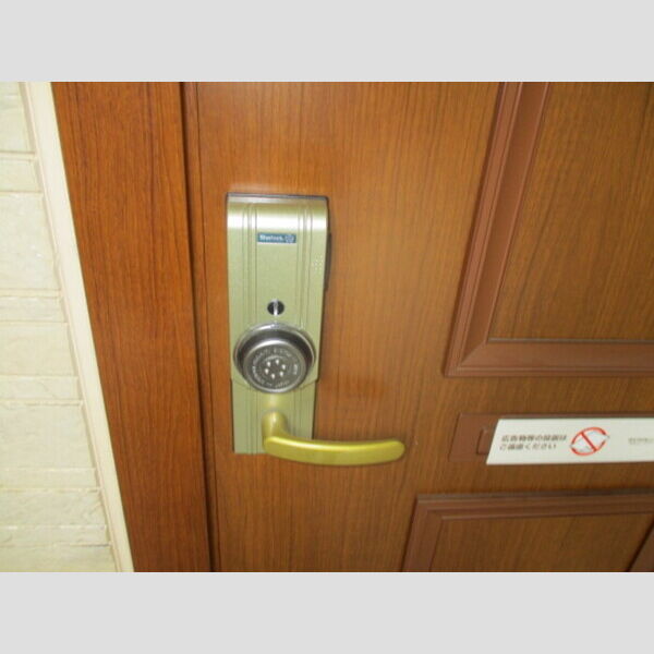 玄関 (カードキー)