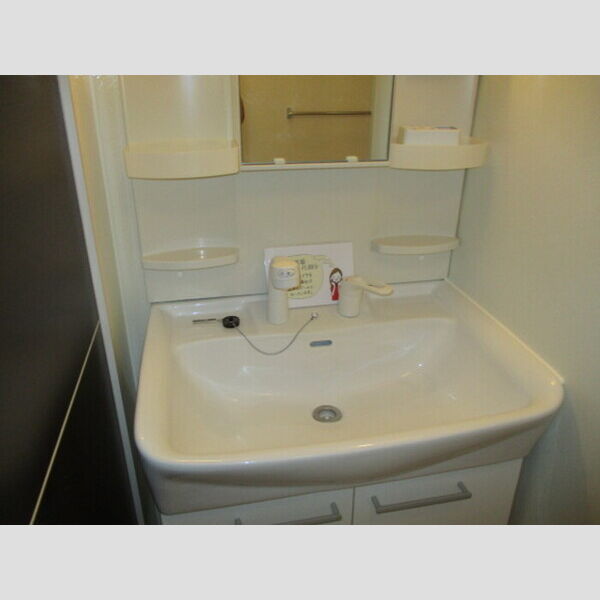 洗面所 (洗髪洗面化粧台)