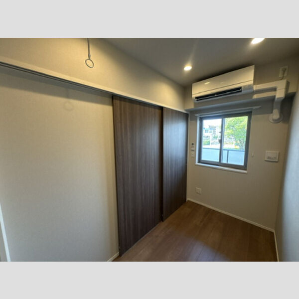 その他 (洋室)