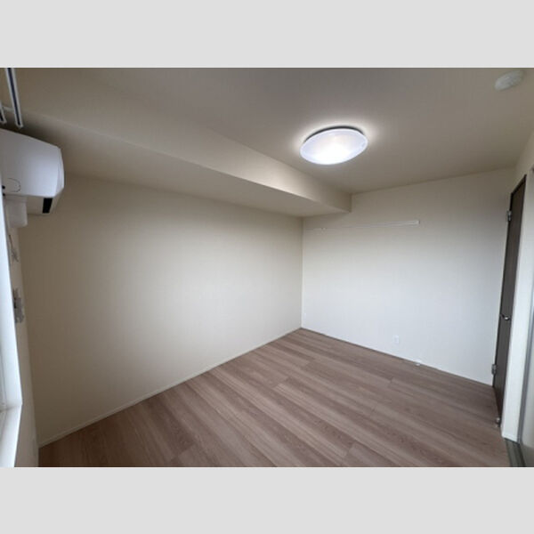 その他 (洋室6帖)