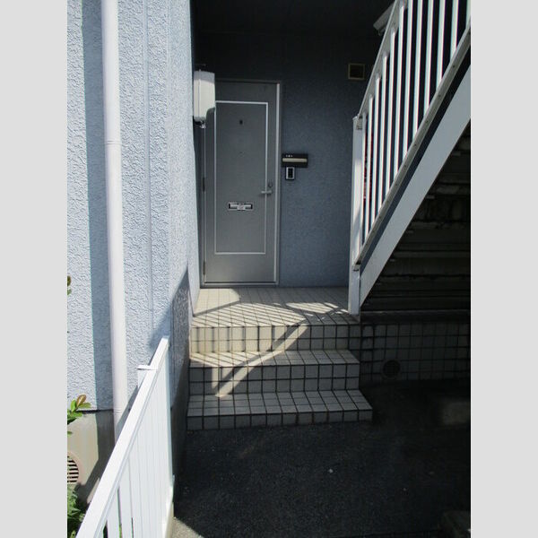 エントランス (エントランス)