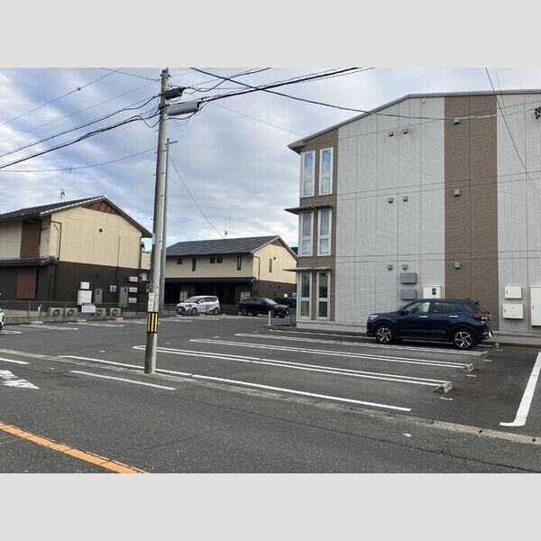 駐車場 (駐車場)
