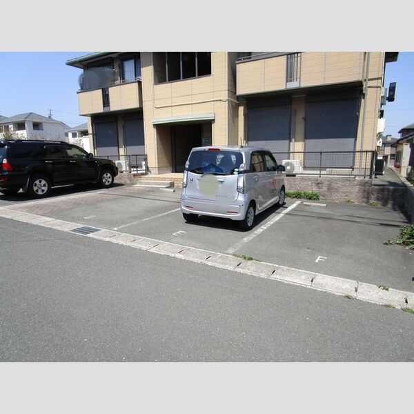 駐車場 (駐車場)