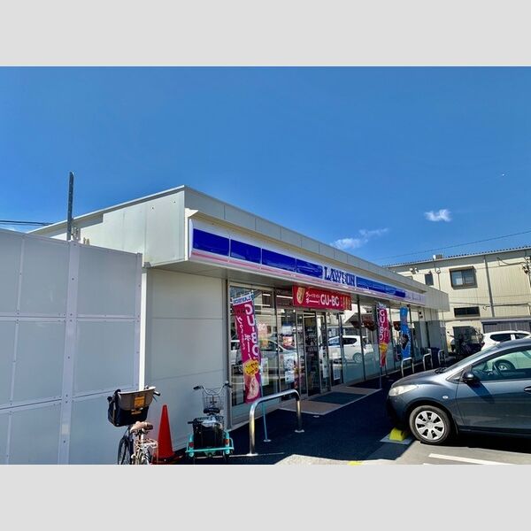 現地周辺 (ローソン 日本トレクス店(徒歩2分))