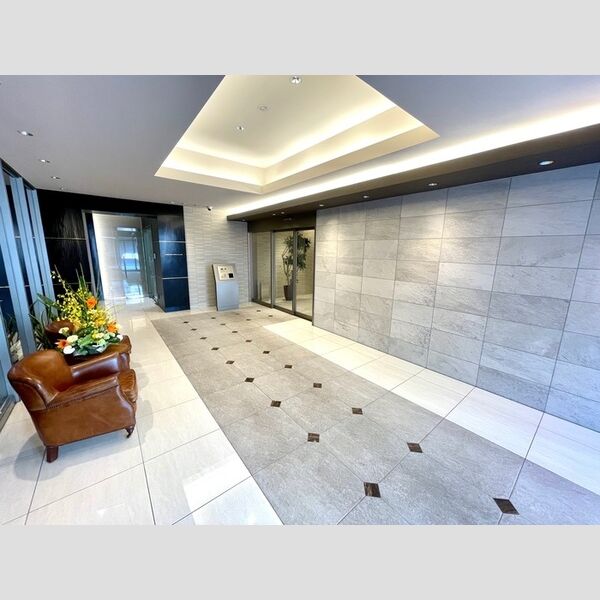 エントランス (エントランス1)