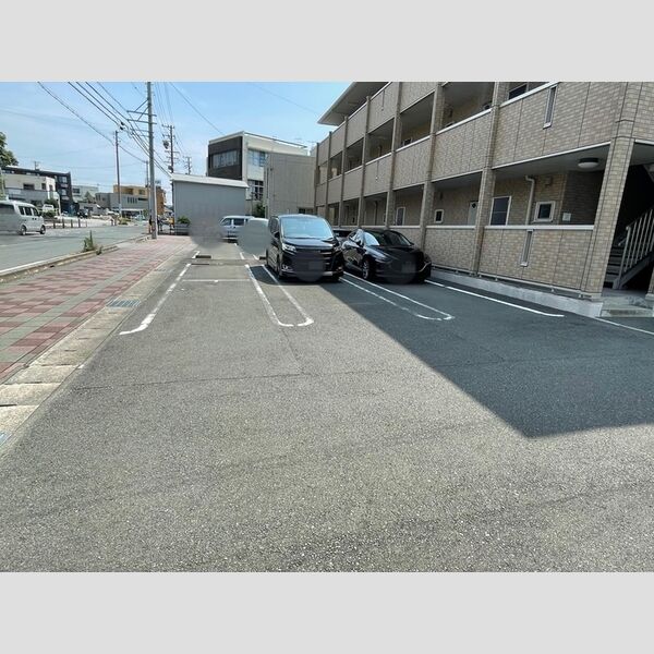 駐車場 (駐車場)