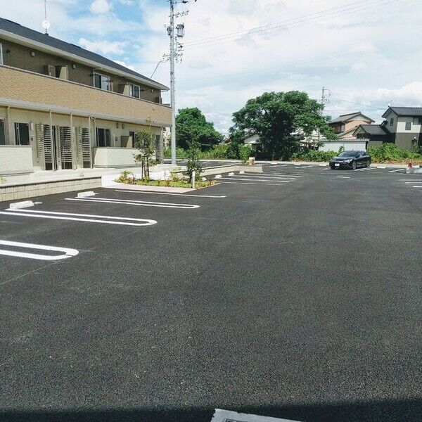 駐車場 (駐車場)