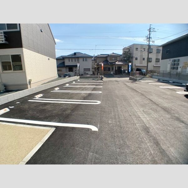 駐車場 (駐車場)