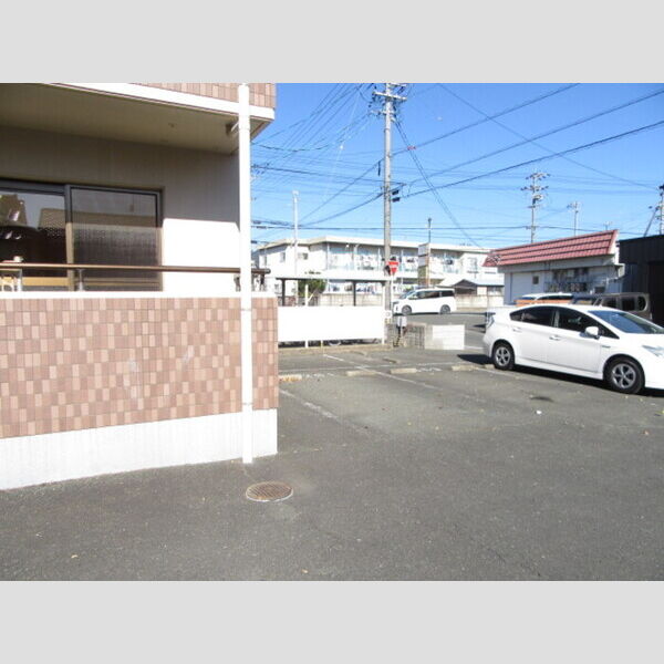 駐車場 (駐車場)