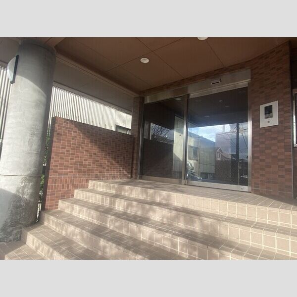 エントランス (エントランスオートロック)