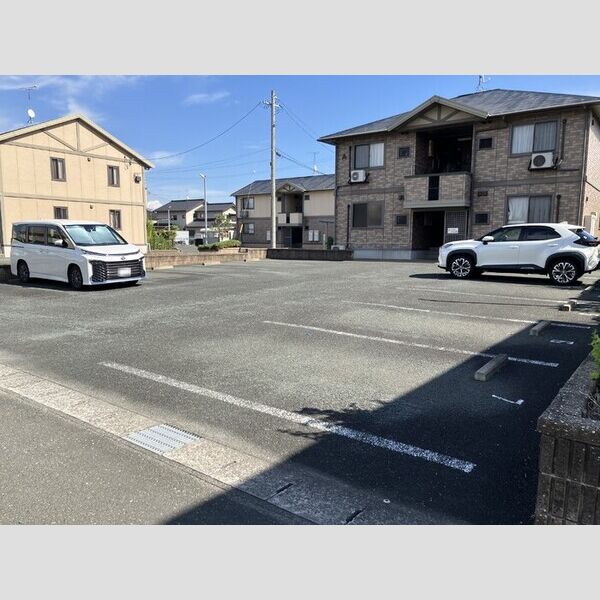 駐車場 (駐車場)