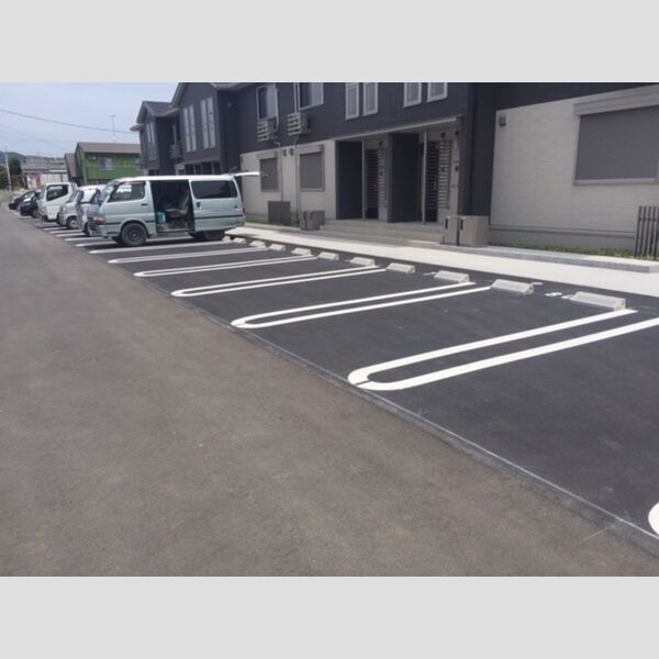 駐車場 (駐車場)